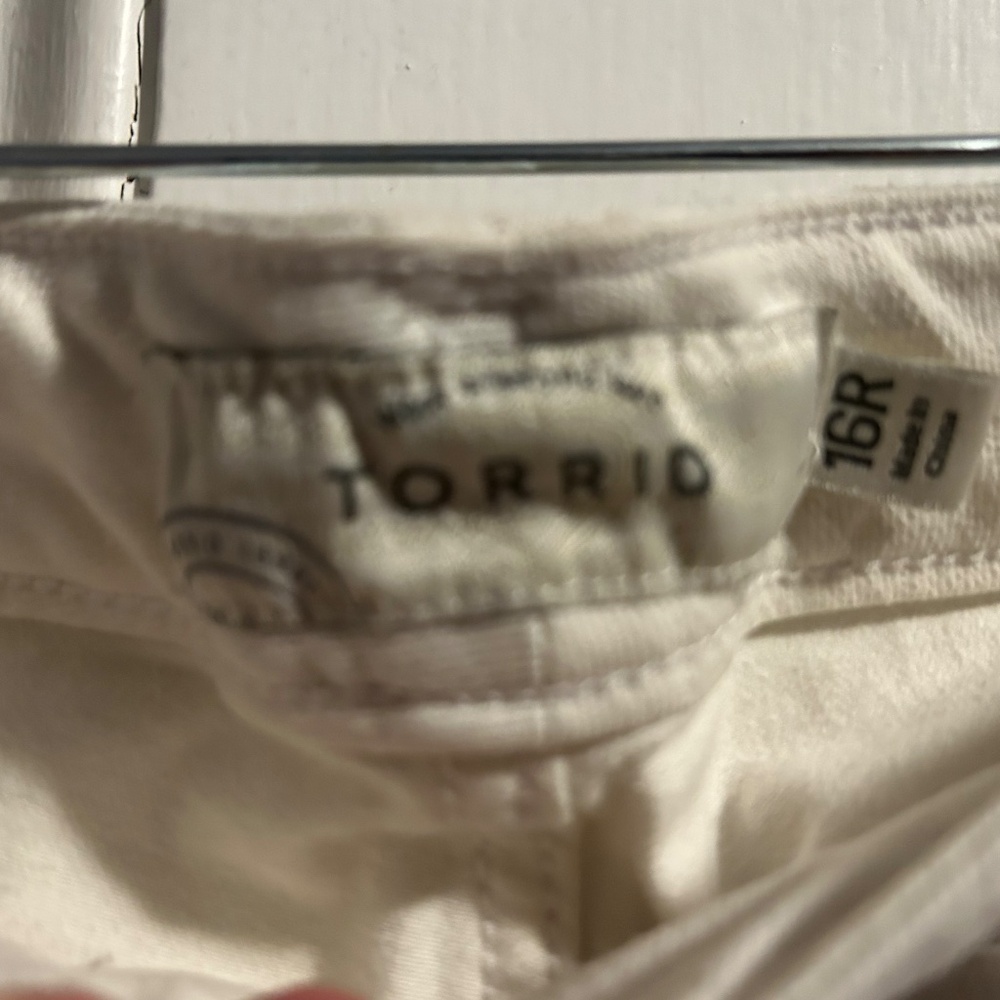 Torrid - Picture 4 of 6